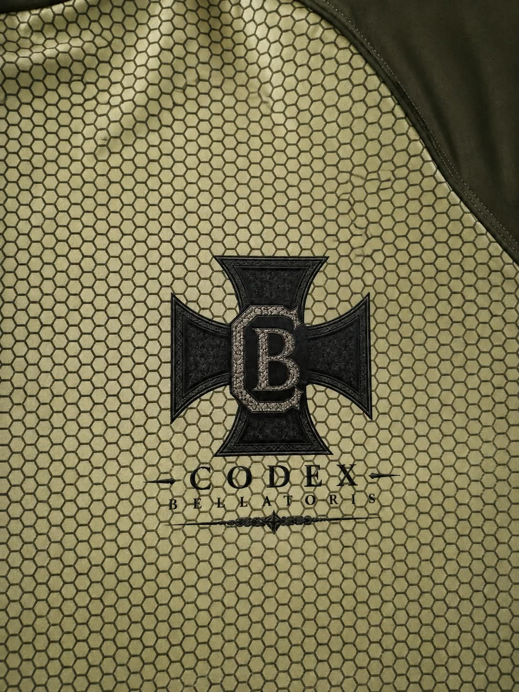 MAT RANGER SHORT SLEEVE RASHGUARD